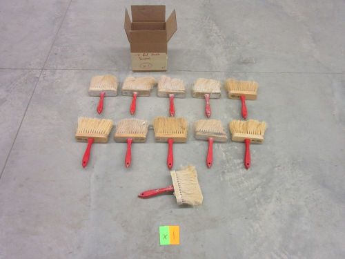 11 KRAFT TOOL CEMENT COATER CONCRETE BRUSH MASONRY BL526 RED HANDLE USED