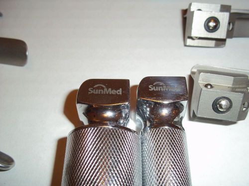 SunMed Set of Laryngoscopes Milller and Mac 16 tips/2 handles