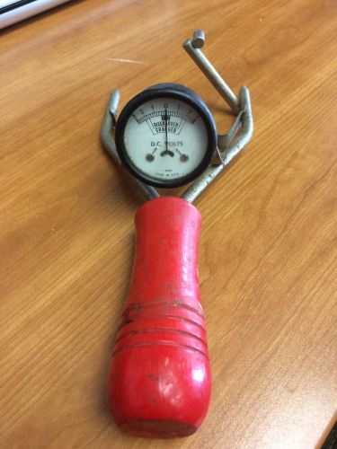 Handheld DC Volt Meter With Wood Handle And Prongs