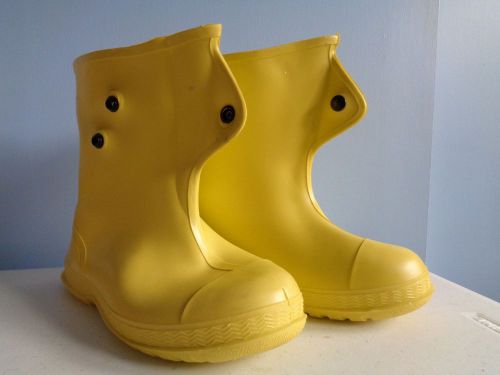 Onguard industries viking 10&#034; overshoe yellow pvc  footwear overboot size l for sale