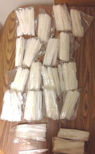 Large Lot 475 Plastic White Knives Craft Disposables