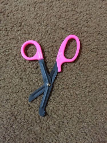 Pink Bandage Scissors NEW