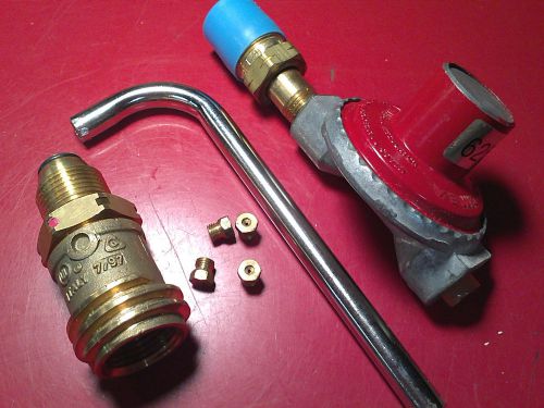 LP gas tank converter, regulator, Char Broil orifices with wrench. Nice shape!