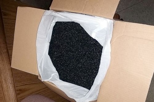 16.5 lbs / 7.5kg OF BLACK POLYPROPYLENE PELLETS / GRANULES FOR INJECTION MOLDING