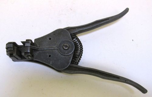 Vintage IDEAL Stripmaster Wire Stripper #14 to #22 AWG Working Condition