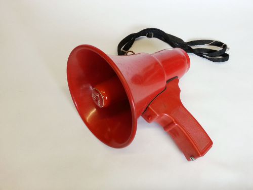 Federal Sign Signal A12SA Voice Gun Portable Sound Megaphone Speaker Microphone