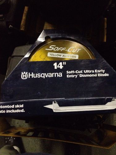 New husqvarna excel soff-cutt xl14-5000 13.5&#034; x .120&#034; yellow in original box for sale