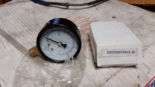 NEW 30 psi APG 3D25200ND02L30 Pressure Gauge 2 1/2&#034; Face 100xkPa Brass lower 1/4