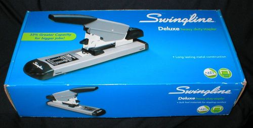 Swingline Deluxe Heavy Duty Stapler Model 39005 Staples up to 160 New in Box