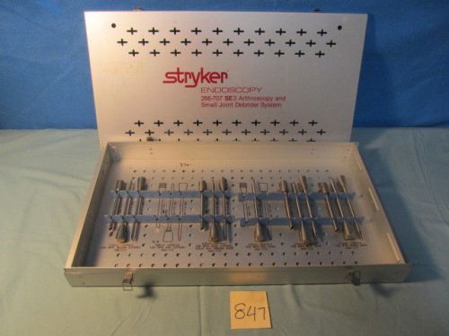 STRYKER  266-707 SE3 ARTHROSCOPY SMALL JOINT DEBRIDER SYSTEM W/CASE