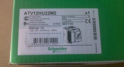 New in box  Schneider  Inverter  ATV12HU22M2 AC drives