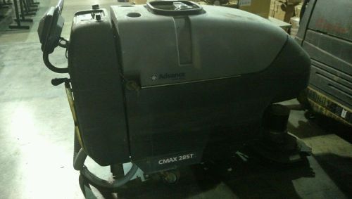 Fully Reconditioned Advance CMAX 28ST Floor Scrubber 28&#034; Disk