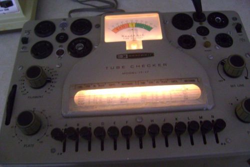 HEATHKIT IT-17 TUBE TESTER IN GREAT WORKING CONDITION, WITH MANUAL.