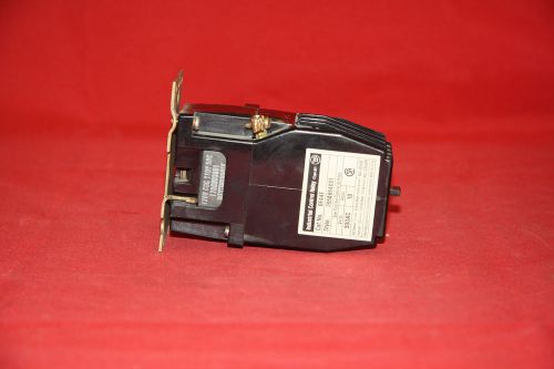 Westinghouse - BF44F Industrial Control Relay , Style 765A864G01