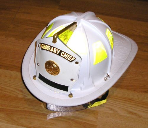 CAIRNS 880 TRADITION FIREMAN&#039;S HELMET
