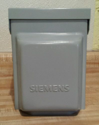 Siemens WF2060GFCI 60 Amp AC Disconnect with GFCI Receptacle