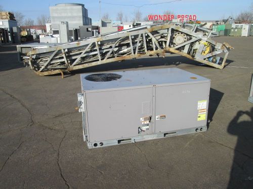 Bryant Rooftop Unit 580FPV036074A13GA 3 Ton 208-230V 3Ph MFD: 2008 Used