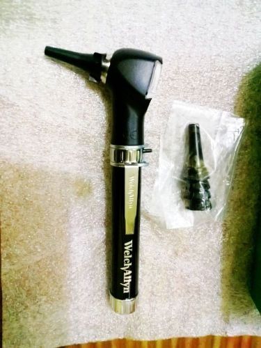 Welch Allyn Junior Pocket Otoscope - AA dry battery handle - Optometry equipment