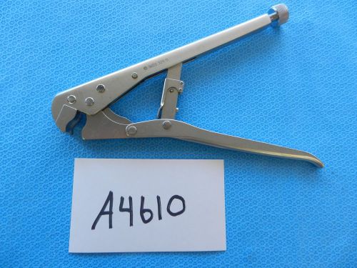 Synthes Surgical Orthopedic Bending Pliers 329.15