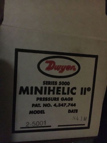 Dwyer Series 5000 Minihelic II Pressure Gauge P/N 2-5001, New in Box