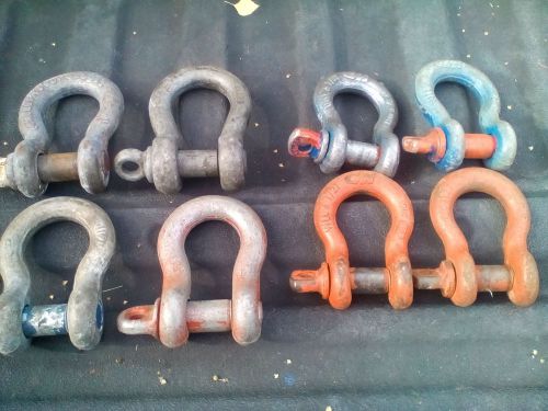 8 shackle all made in the usa. 4 each 7/8&#034; and 4 each 3/4&#034; all in good shape for sale