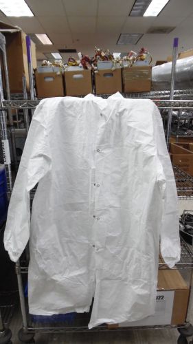Bof of 29 dupont tyvek xl /tg white lab coat coverall robe for sale