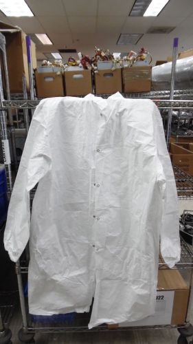 BOF OF 29 DUPONT TYVEK XL /TG WHITE LAB COAT COVERALL ROBE