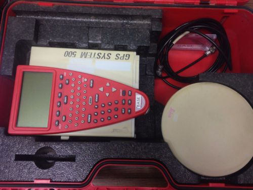 Leica SR530 GPS receiver with TR500 controller, AT502