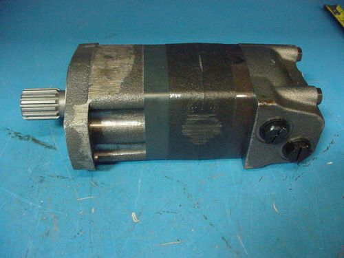 New Eaton Char-Lynn Hydraulic motor 104-4114-006 48451 2000 series