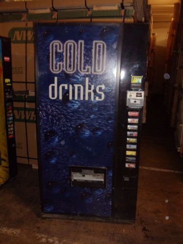 Dixie Narco 501E can / bottle beverage vending machine Generic Cold Drink front