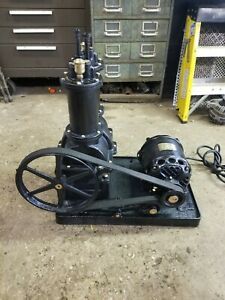 JOHNSON SILENT DRIVE ANTIQUE AIR COMPRESSOR HIT MISS GARAGE DISPLAY RARE! RUNS!