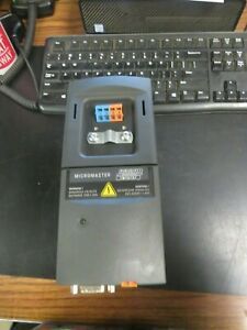 SIEMENS MICROMASTER 440 0.37KW 6SE6440-2UC13-7AA1 DRIVE (VERY NICE)