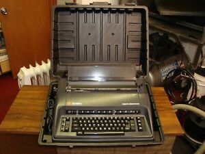 Olympia Report Electronic Typewriter (with case)