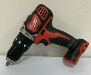 PRE OWNED- Milwaukee 2607-20 M18 18V 1/2 in. Cordless Hammer Drill (CSC028784)