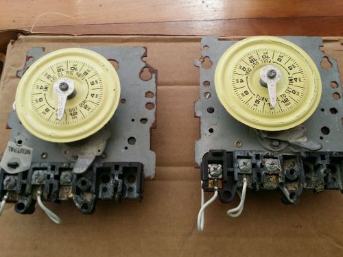 Lot of 2 Used INTERMATIC MECHANICAL TIME SWITCH #T101 SINGLE POLE  For Repair