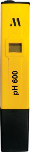 Milwaukee pH600 Economic Pocket sized pH/Temperature Meter