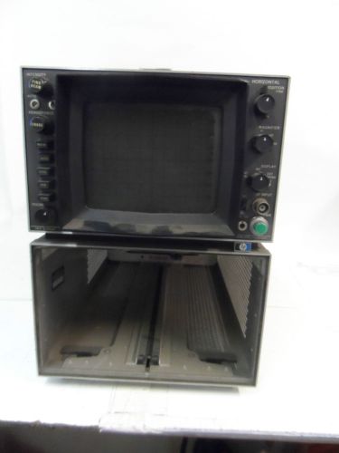 HEWLETT PACKARD 181T DISPLAY AND CASE USED