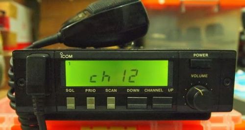 Icom ic u-400 35 w uhf transceiver 450-480 mhz for sale