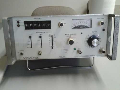 Wavetek Signal Generator Deviation Meter Model 3007 520Mhz Service Monitor
