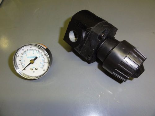 R16-03-000  Wilkerson regulator 3/8&#034; ports   0-160  psi gauge