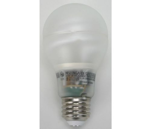 GE 74436 Fluorescent Lamp, A19 Bulb, E26 Base, 30 W Equivalent (Box of 3) | (43A