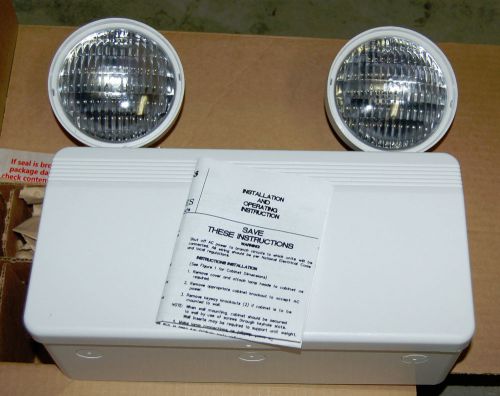 Holophane C1625WWTT2 Emergency Light 120V 2 x 25 Watt w/ 6V Battery Backup NEW!