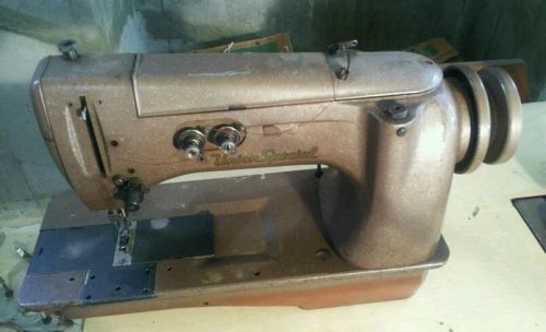 Union Special 62200 GA Commercial Sewing Machine Vintage