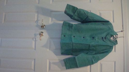 REVCO WELDING JACKET BANOX FR3 Fire Resistant, Size Small (Made in USA)