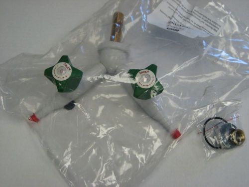 Oxygen Lab Service Fixture (27 in stock)