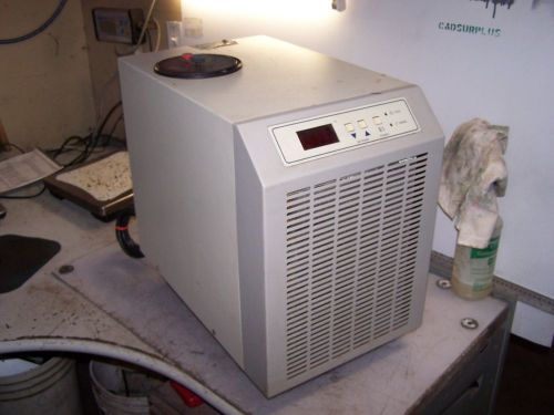 NEW BRUNSWICK RS25A001 CHILLER 120 VAC 8 AMPS 1 PHASE 60 Hz