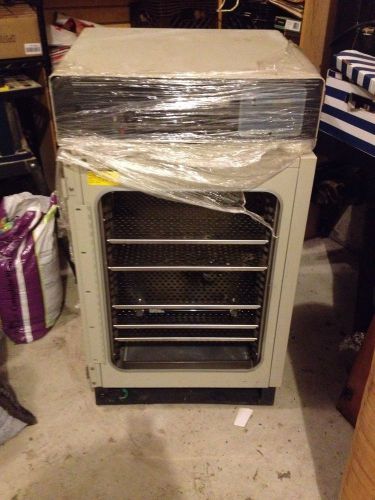 Forma Scientific Water Jacketed CO2 Incubator - PICKUP IN MASS