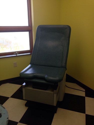 Medical Exam Room Table
