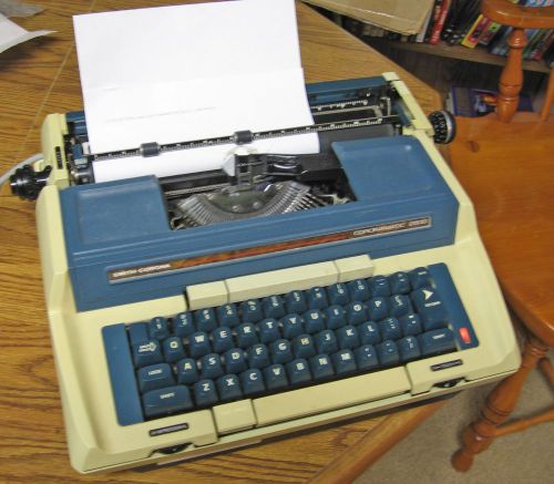 Smith Corona Coronamatic-2500 Typewriter, blue/ivory, auto cartridge model