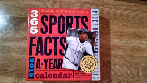 2015 Page a Day Calender &#034;The Official 365 Sports Facts a Year&#034;